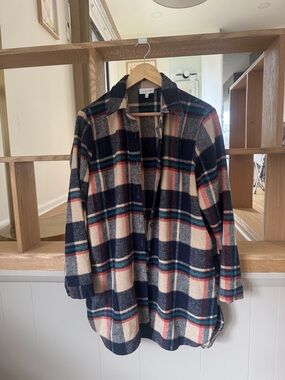 AGOA Navy & Cream Plaid Button-Front Shacket